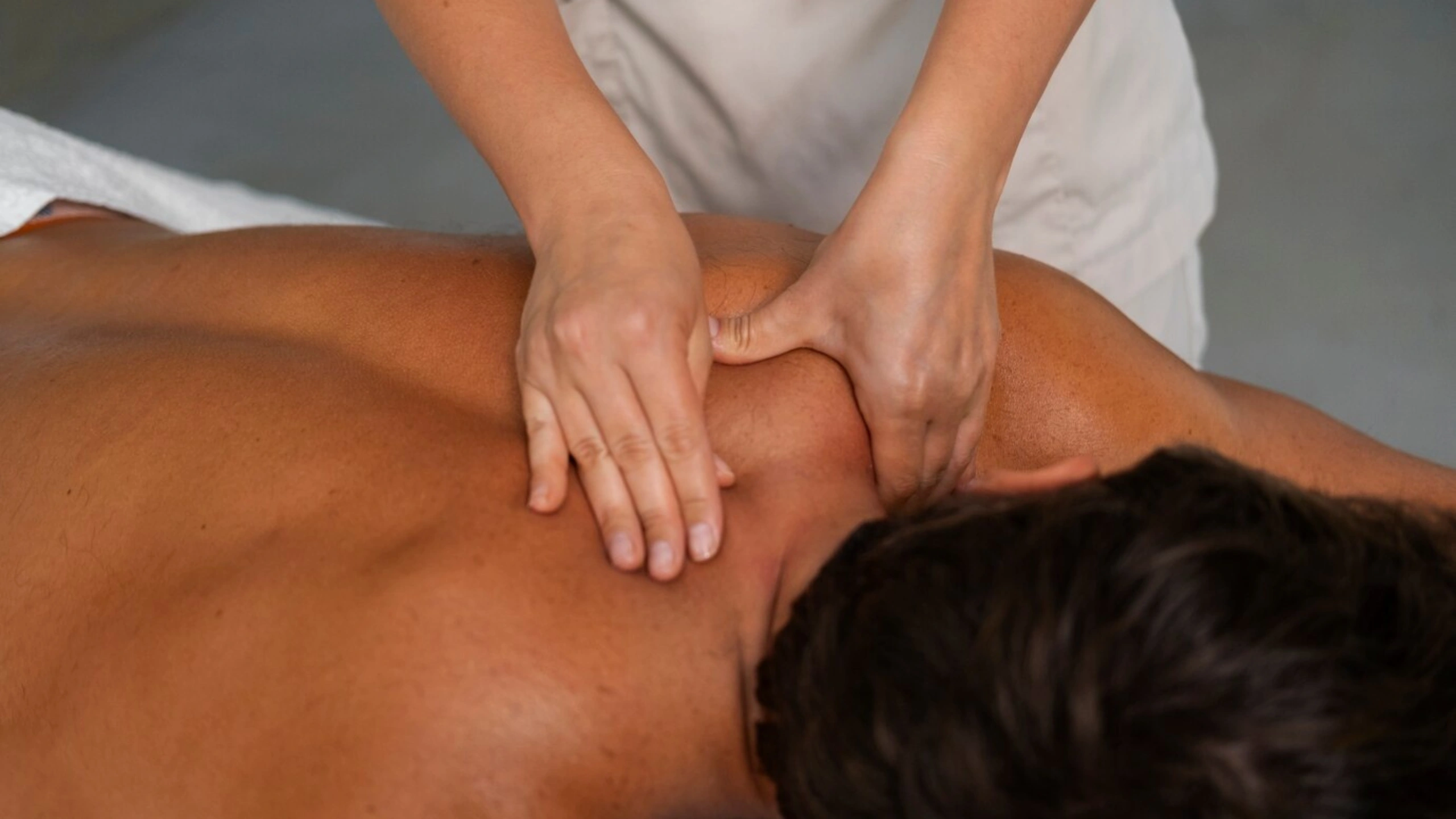 Massage dos tendances plus