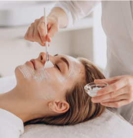 Soin expert visage Mary Cohr pour hydrater et revitaliser la peau